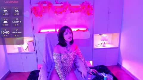 KAELANI online show from 05.08.26