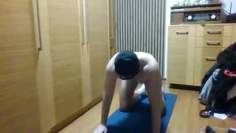 Snapshot of tomixedge chatting on 12.15.25 tomixedge online show from 12.15.25