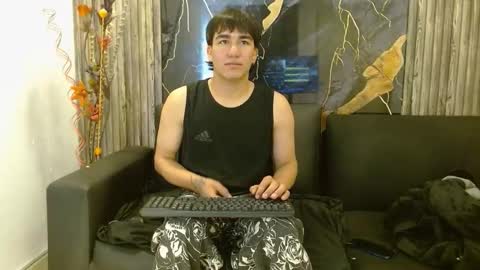 tommy160920 online show from 11.14.25