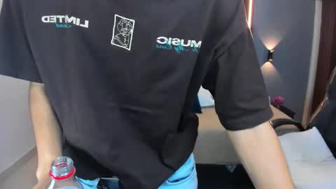 Tommy  online show from 11.13.25