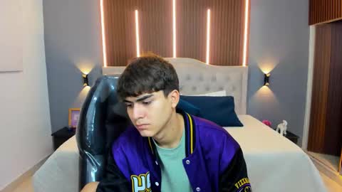 Tommy  online show from 11.18.25