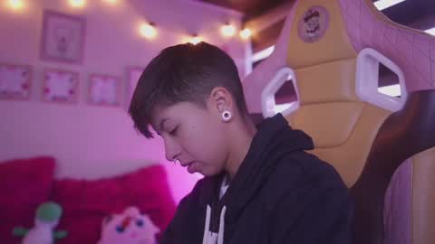 Blue  online show from 03.03.25