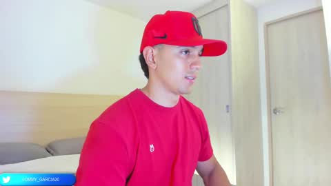 Snapshot of tommygarcia_ chatting on 10.06.25 Instagram t garcia69 online show from 10.06.25