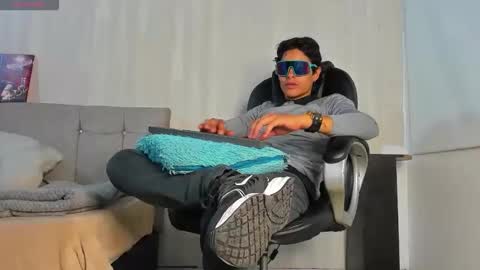 tommyhot7 online show from 06.07.26