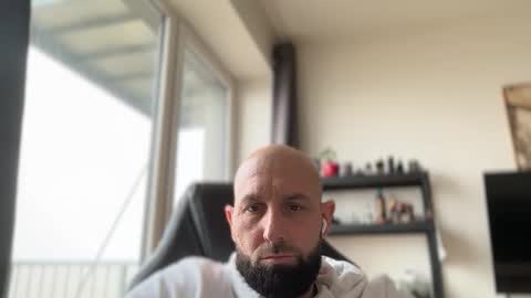 Snapshot of tommyx01 chatting on 03.04.26 Thomas Fit online show from 03.04.26