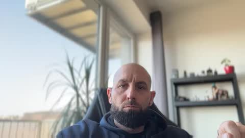 Snapshot of tommyx01 chatting on 03.06.26 Thomas Fit online show from 03.06.26