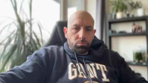 Snapshot of tommyx01 chatting on 03.11.26 Thomas Fit online show from 03.11.26