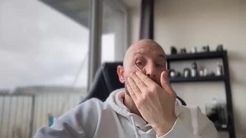 Snapshot of tommyx01 chatting on 03.26.26 Thomas Fit online show from 03.26.26