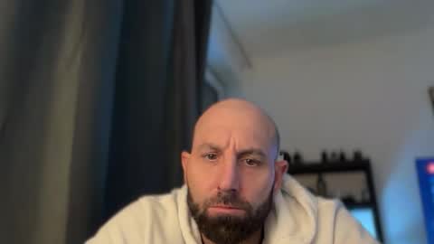 Snapshot of tommyx01 chatting on 04.01.26 Thomas Fit online show from 04.01.26