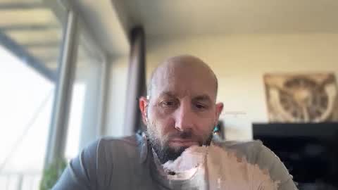 Snapshot of tommyx01 chatting on 04.09.26 Thomas Fit online show from 04.09.26