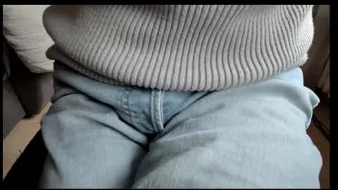 Snapshot of tomtotal chatting on 11.28.25 Tom online show from 11.28.25