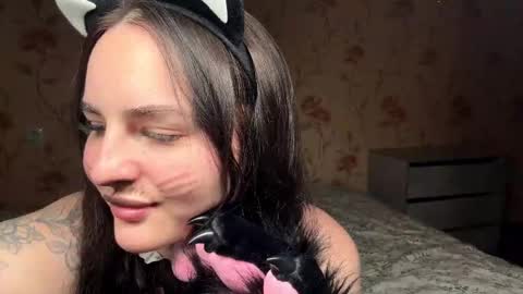 Bella  online show from 02.28.26