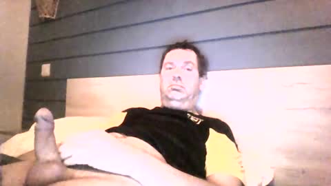 Snapshot of tonio358965 chatting on 02.16.25 tonio358965 online show from 02.16.25