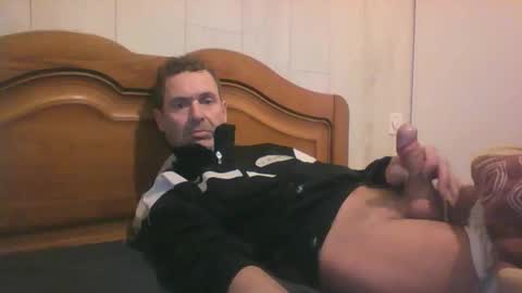 Snapshot of tonio358965 chatting on 11.02.25 tonio358965 online show from 11.02.25