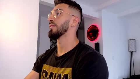 Snapshot of tony_muscle1 chatting on 01.09.26 tony muscle1 online show from 01.09.26