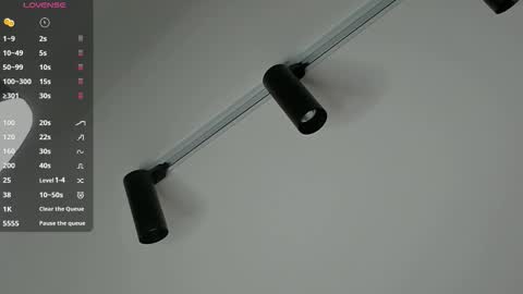 Snapshot of tony_petrov chatting on 12.14.25 tony_petrov online show from 12.14.25