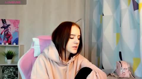 tonya_gray online show from 12.26.24