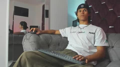 Snapshot of tonybenedetti chatting on 02.22.26 Tony Benedetti online show from 02.22.26