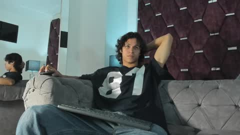 Snapshot of tonybenedetti chatting on 04.01.26 Tony Benedetti online show from 04.01.26