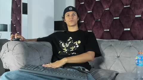 Snapshot of tonybenedetti chatting on 04.06.26 Tony Benedetti online show from 04.06.26