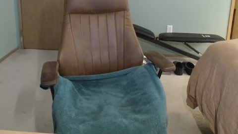 Snapshot of tonypandaking chatting on 02.16.25 Tony online show from 02.16.25