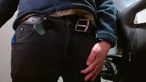 Snapshot of tonytonytony3001 chatting on 01.25.25 tonytonytony3001 online show from 01.25.25