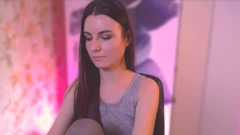 Snapshot of too_beautiful chatting on 02.26.25 Elizabeth online show from 02.26.25