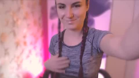 Snapshot of too_beautiful chatting on 02.28.25 Elizabeth online show from 02.28.25