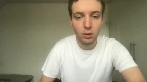 Snapshot of toohottobetrue21 chatting on 11.02.25 Max online show from 11.02.25