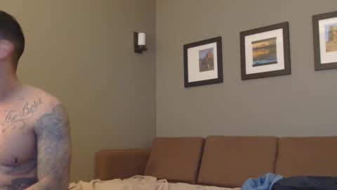 Snapshot of toomuchsmoke chatting on 01.07.25 toomuchsmoke online show from 01.07.25