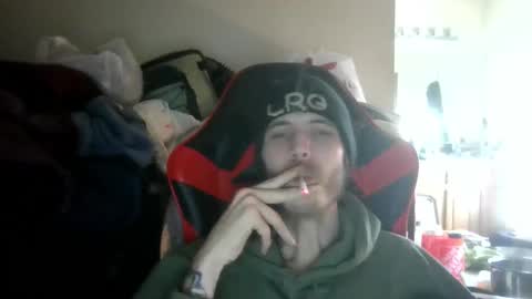 Snapshot of tootall803 chatting on 03.05.25 TooTall803 online show from 03.05.25