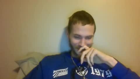 Snapshot of tootall803 chatting on 11.19.25 TooTall803 online show from 11.19.25