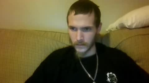 Snapshot of tootall803 chatting on 11.22.25 TooTall803 online show from 11.22.25