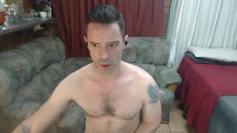 toptobottom4u online show from 04.15.26