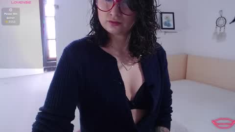 tori_just online show from 10.18.25