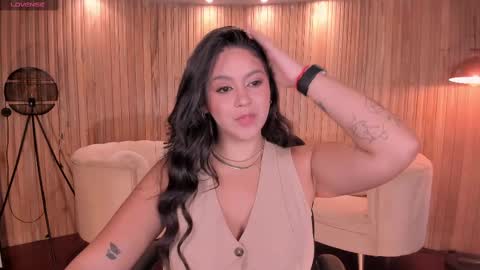 Tori Cross online show from 02.15.25