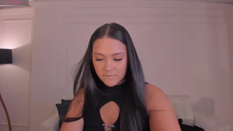 Tori Cross online show from 11.13.25