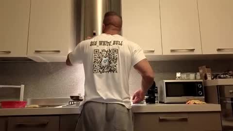 Snapshot of toro_arrapato chatting on 12.03.25 toro_arrapato online show from 12.03.25