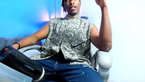 Snapshot of tory_bbc chatting on 02.10.26 Torybigdick online show from 02.10.26