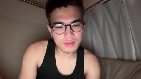 Snapshot of toshikaro0 chatting on 01.10.25 Karo online show from 01.10.25