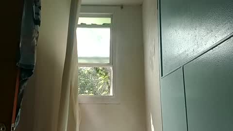 totallyawesome_65 online show from 09.28.25