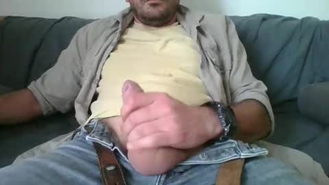 Snapshot of totdenis chatting on 11.08.25 totdenis online show from 11.08.25