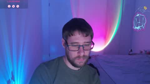 Snapshot of totoclown chatting on 12.20.25 Thomas online show from 12.20.25