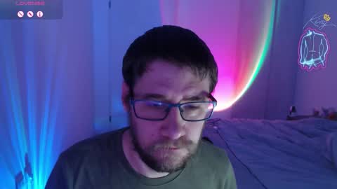 Snapshot of totoclown chatting on 12.21.25 Thomas online show from 12.21.25