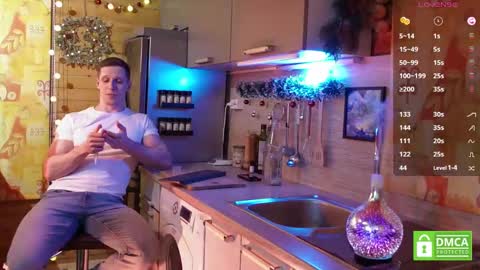 Snapshot of touch_of_eros chatting on 12.16.24 Paul online show from 12.16.24