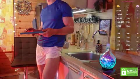 Snapshot of touch_of_eros chatting on 02.09.25 Paul online show from 02.09.25