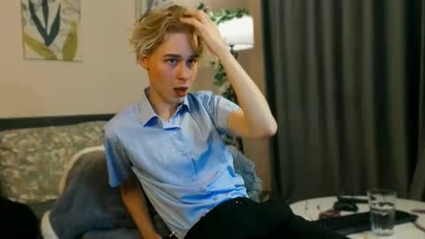 Max online show from 11.23.25