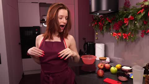 Snapshot of toxl chatting on 12.30.24 Bella online show from 12.30.24