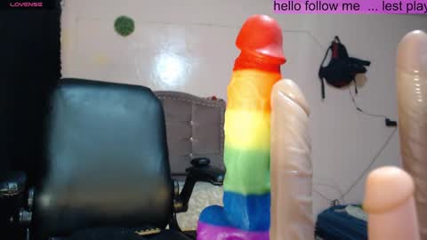 Snapshot of toxxxic_cams chatting on 02.07.25 toxca69 online show from 02.07.25