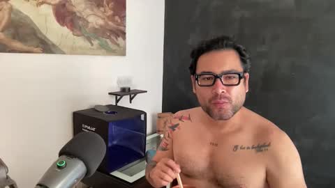 The Sexologist Man online show from 11.23.25